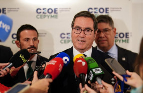 ep el presidente de ceoe antonio garamendi atiende a los medios durante el acto institucional por la