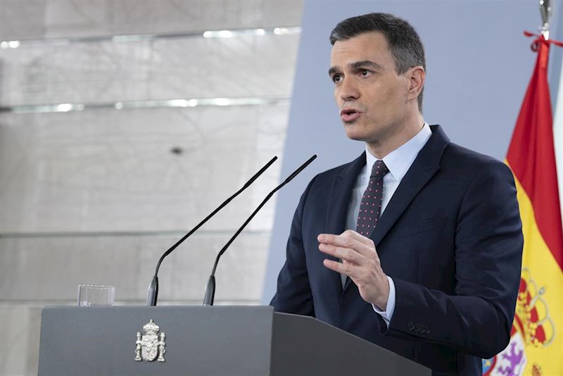 https://img.s3wfg.com/web/img/images_uploaded/2/3/ep_el_presidente_del_gobierno_pedro_sanchez_durante_la_comparecencia_para_informar_sobre_el_covid-19.jpg