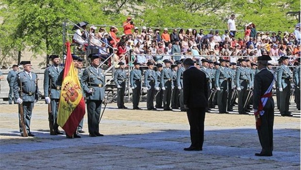 ep entrega titulos 39 promocionsuboficiales guardia civil