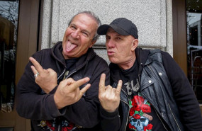 ep i-d los componentes del grupo espanol de heavy metal obus el cantante fructuoso sanchez prado