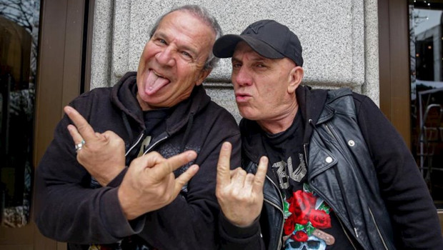 ep i-d los componentes del grupo espanol de heavy metal obus el cantante fructuoso sanchez prado