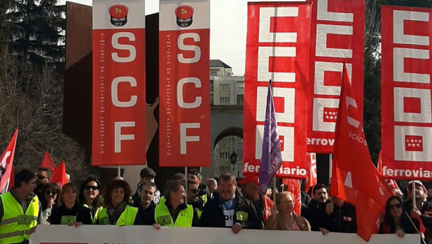 ep imagen de la concentracion del comite de empresa de adif