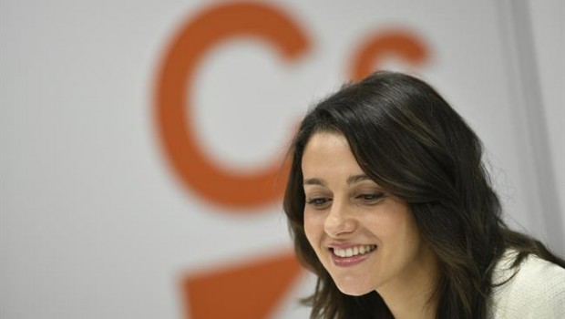 ep ines arrimadas durantereunioncomite permanentepartido