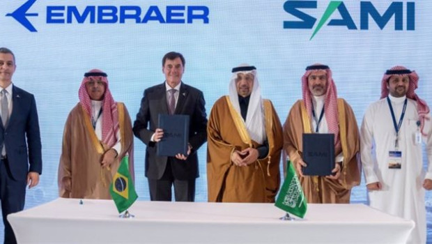 ep la brasilena embraer firma tres acuerdos de cooperacion e inversion con el gobierno de arabia