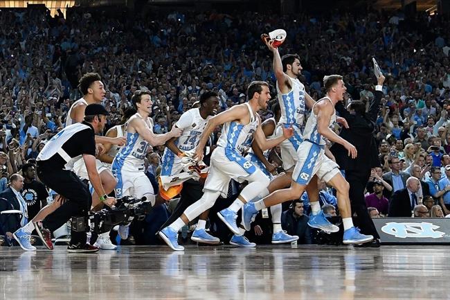 Los jugadores de Carolina del Norte celebran el triunfo | NCAA ep los jugadorescarolinanorte celebrantriunfo