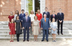 ep los reyes feipeletizia juntosofiajuan carlos conhijosnietos