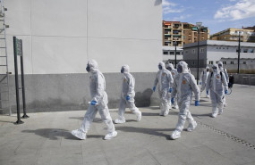 ep miembros de la ume en labores de desinfeccion