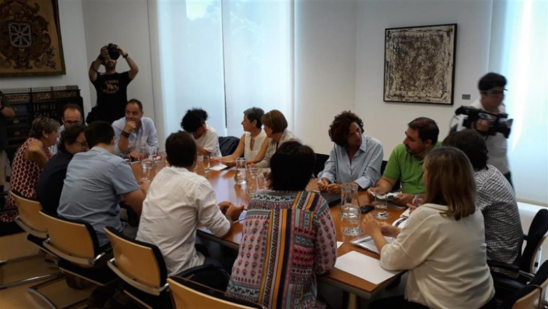 ep reunionmarteslos representantespsn geroa bai podemos e i-enegociarmodelogobiernonavarra