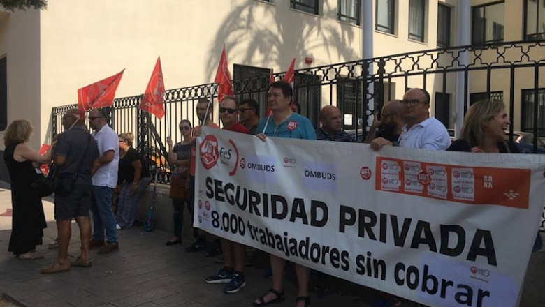 Varios trabajadores de la empresa Ombuds se manifiestan frente a la Delegación de lGobierno junto a UGT | EUROPA PRESS - Archivo ep varios trabajadores de la empresa ombuds se manifiestan frente a la delegacion de lgobierno junto