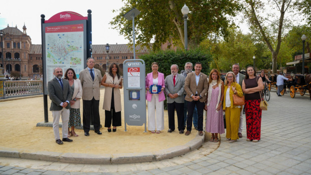 inauguracion totem parque de maria luisa plaza de espaa sevilla 