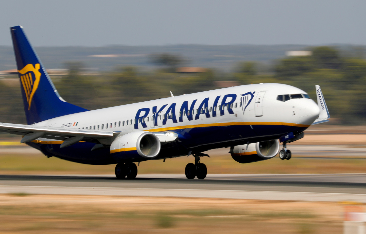 Ryanair sube tras elevar su objetivo de pasajeros hasta 225 millones para 2026