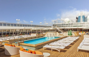 230725 crystal serenity pooldeck v1 master 0006 300dpi 1 1 1