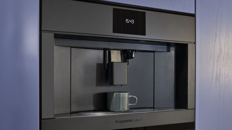 cafetera automatica de integracion mattblack de kuppersbusch presentada a los premios casa decor 2026 