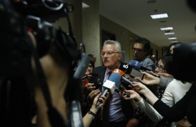 ep antonio trevin lomban diputadopsoe atiendelos medios