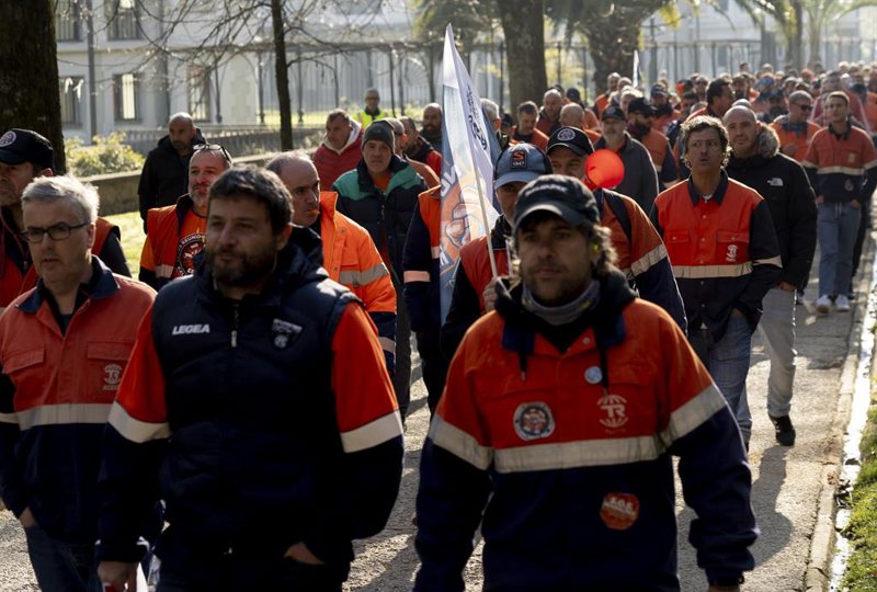 Tubos Reunidos se hunde cerca de un 40% ante un posible concurso de acreedores inminente