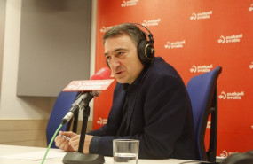 ep el portavoz del pnv en el congreso aitor esteban en una entrevista a euskadi irratia