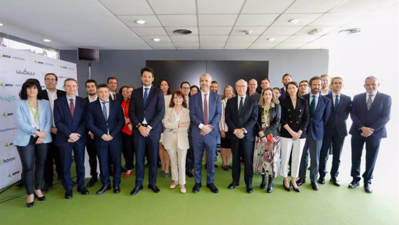 ep el presidente de aena maurici lucena con los asistentes a la demo day de aena ventures ep el presidente de aena maurici lucena con los asistentes a la demo day de aena ventures