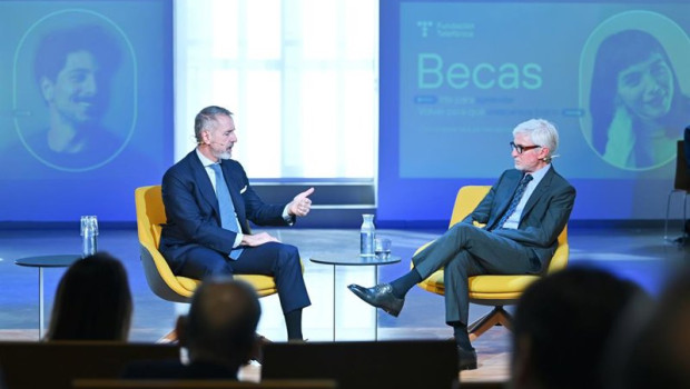 ep el presidente ejecutivo de telefonica marc murtra y el presidente de fundacion telefonica enrique