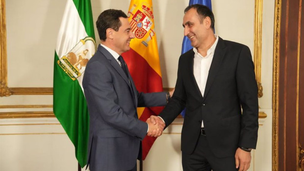ep fotografias juanma moreno recibe en san telmo a la ceo de ikea iberica nurettin acar