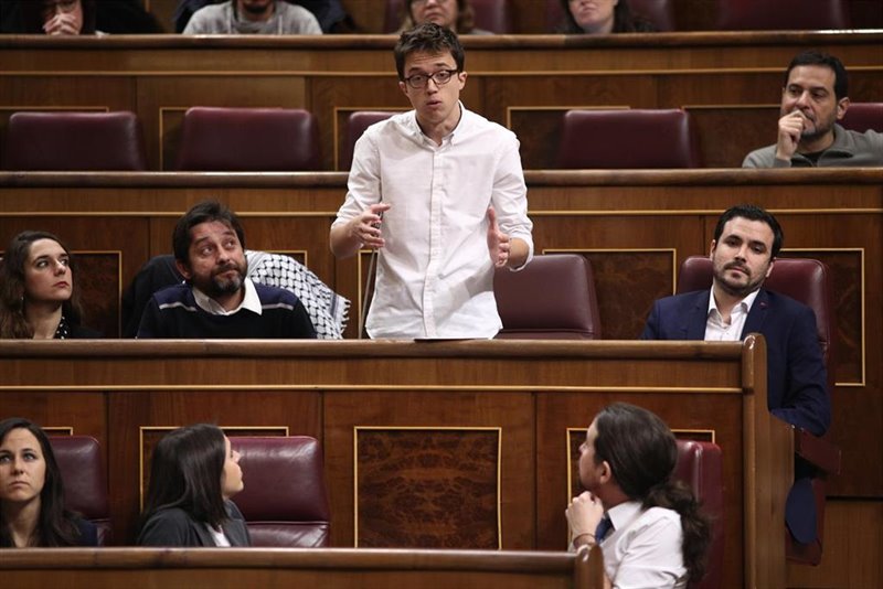 ep inigo errejon y pablo iglesias en la sesion de control al gobierno en el congreso