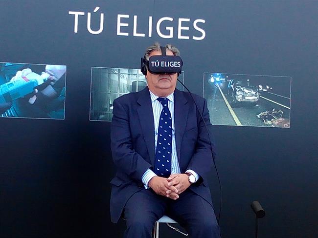 ep juan ignacio zoido pruebagafasrealidad virtual campana tu eliges
