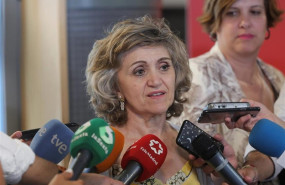 ep la ministra de sanidad consumo y bienestar social en funciones maria luisa carcedo se reune con