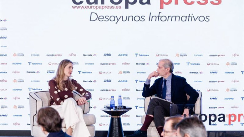 ep la vicepresidenta tercera y ministra de transicion ecologica y reto demografico sara aagesen y el ep la vicepresidenta tercera y ministra de transicion ecologica y reto demografico sara aagesen y el