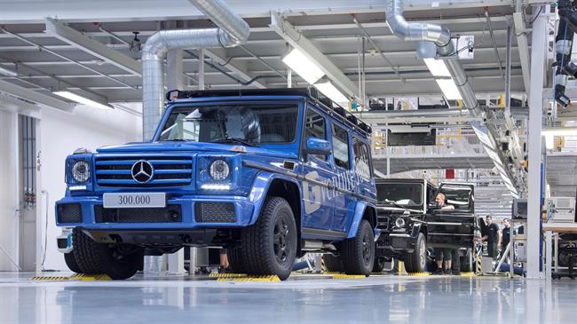 ep mercedes-benz clase g numero 300000