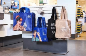 ep tienda de ca que eliminara las bolsas de plastico de un solo uso