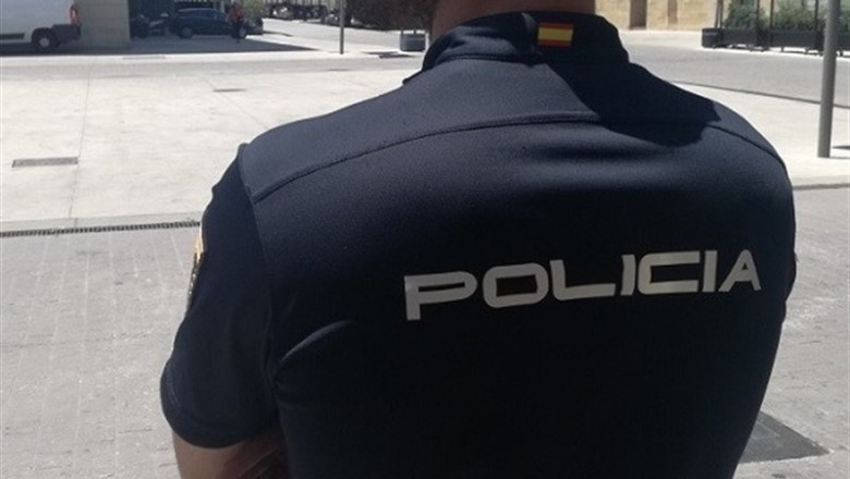 Un agente de la Policía Nacional. | POLICÍA NACIONAL ep un agente de la policia nacional