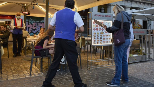 ep una terraza del centro de madrid
