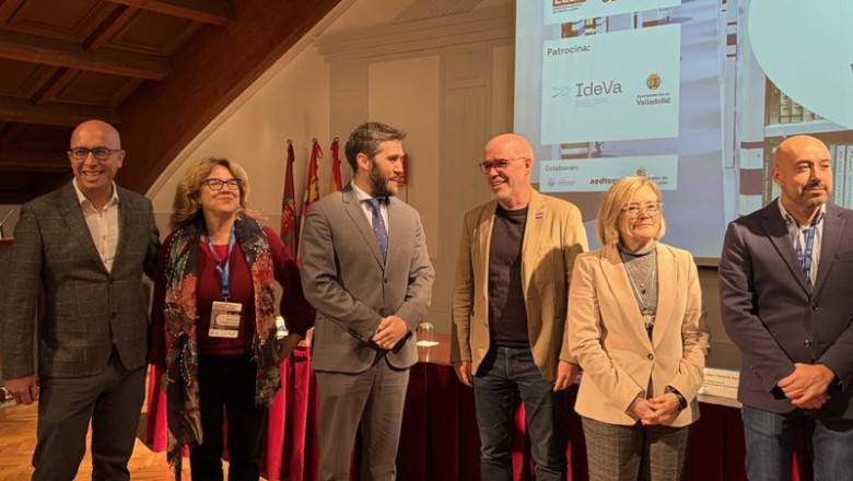 Unai Sordo (3 d), momentos anes de participar en una jornada sobre Diálogo Social. | CCOO ep unai sordo 3 d momentos anes de participar en una jornada sobre dialogo social