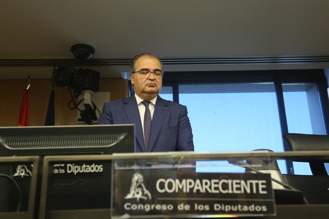 Ángel Ron comparece en la comisión de investigación sobre la crisis financiera | ÓSCAR DEL POZO ep angel ron comparecela comisioninvestigacionla crisis financiera