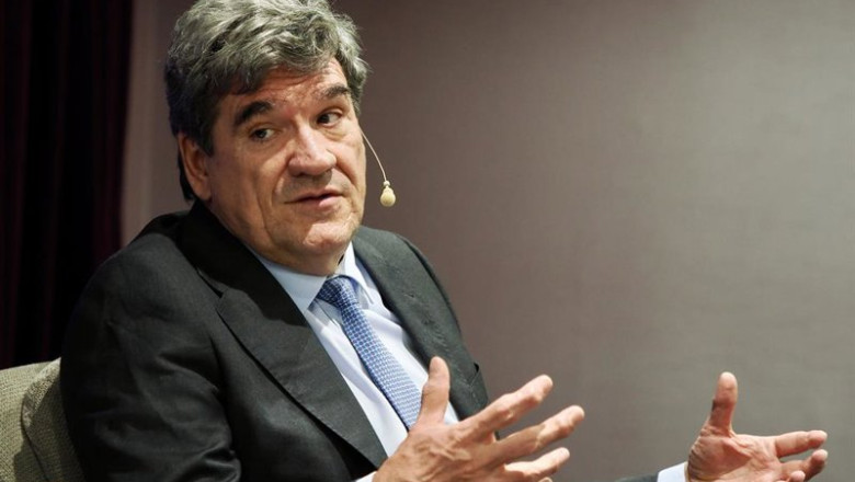 ep archivo   el gobernador del banco de espana jose luis escriva durante su intervencion en el foro