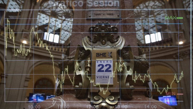 Calendario colocado en el Palacio de la Bolsa, en Madrid, (España), a 22 de enero de 2021. | Eduardo Parra - Europa Press ep calendario colocado en el palacio de la bolsa en madrid espana a 22 de enero de 2021
