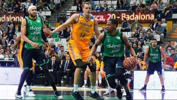ep divina seguros joventut herbalife gran canaria