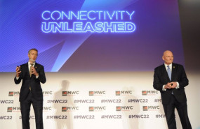 ep el director general de la gsma mats granryd i y el ceo de la gsma john hoffman d comparecen en