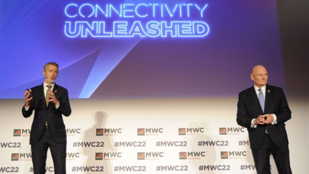 ep el director general de la gsma mats granryd i y el ceo de la gsma john hoffman d comparecen en