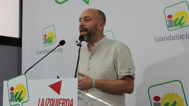 ep el portavoz de iu andalucia y coordinador de la comision colegiada ernesto alba en rueda de