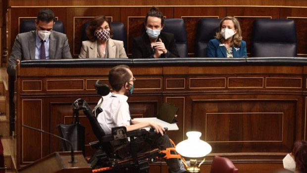 ep el portavoz de unidas podemos pablo echenique centro el presidente del gobierno pedro sanchez 1i