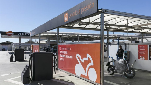 ep espacio moto stopuna gasolinerarepsol