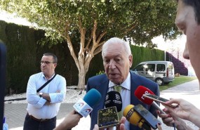 ep jose manuel garcia-margallo atiendelos mediosalicante