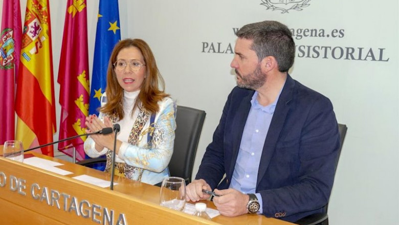 ep la alcaldesa de cartagena ana belen castejon y el consejero antonio luengo