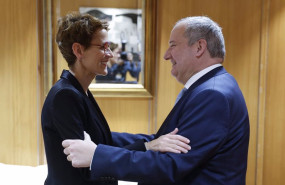 ep la presidenta de navarra maria chivite se reune con el ministro de industria y turismo jordi