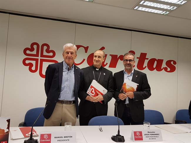 El presidente, el obispo responsable y el secretario general de Cáritas Española | EUROPA PRESS ep presidente obispo responsablesecretario generalcaritas espanola