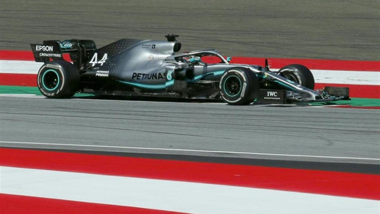 30 June 2019, Austria, Spielberg: British Formula One driver Lewis Hamilton of Mercedes AMG Petronas competes during the 2019 Grand Prix of Austria race at the Red Bull Ring. Photo: Erwin Scheriau/APA/dpa | Erwin Scheriau/APA/dpa ep 30 june 2019 austria spielberg british formula one driver lewis hamilton of mercedes amg petronas competes during the 2019 grand prix of austria race at the red bull ring photo erwin scheriauapadpa