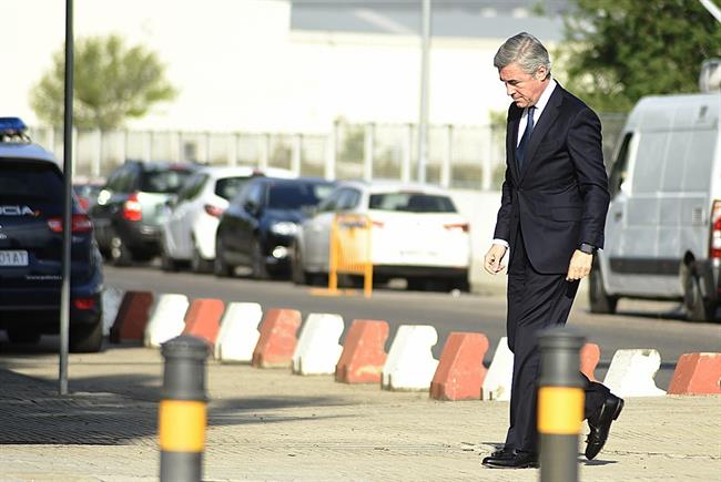 Ángel Acebes a su llegada a la Audiencia Nacional para declarar por Gürtel | EUROPA PRESS ep angel acebessu llegadala audiencia nacionaldeclarargurtel