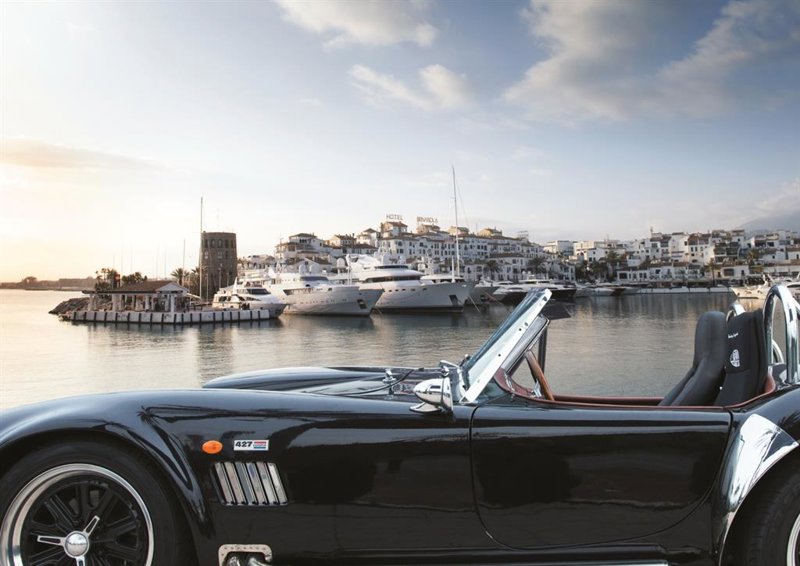https://img.s3wfg.com/web/img/images_uploaded/3/8/ep_archivo_-_coche_de_lujo_en_puerto_banus_en_marbella.jpg