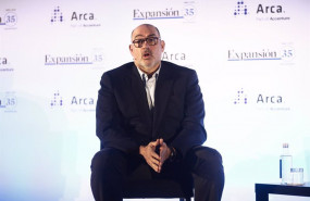ep archivo   el presidente de telefonica espana emilio gayo participa en los tecnodesayunos de