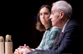 ep archivo el secretario de estado de hacienda jesus gascon y la presidenta de la asociacion de ep archivo el secretario de estado de hacienda jesus gascon y la presidenta de la asociacion de